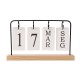 Calendário Madeira com Alça Metal Personalizado